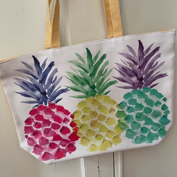 Pineapple Tote - Picture 4 of 5